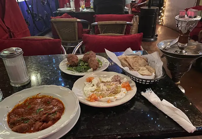 Al Layali Restaurant And Cafe