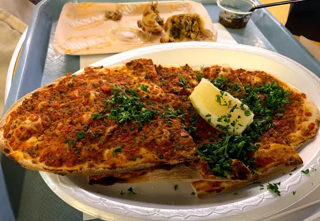 Moishe'S Restaurant