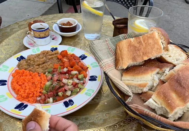 Moun Of Tunis Restaurant