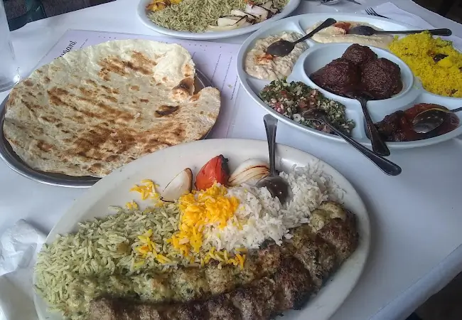 Reza'S Restaurant
