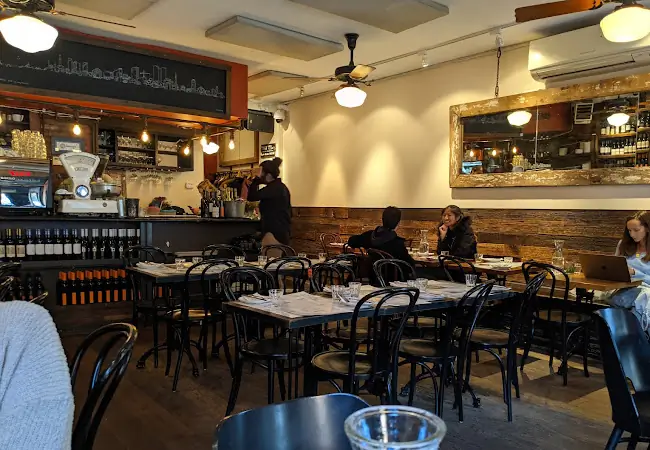 12 Chairs Cafe