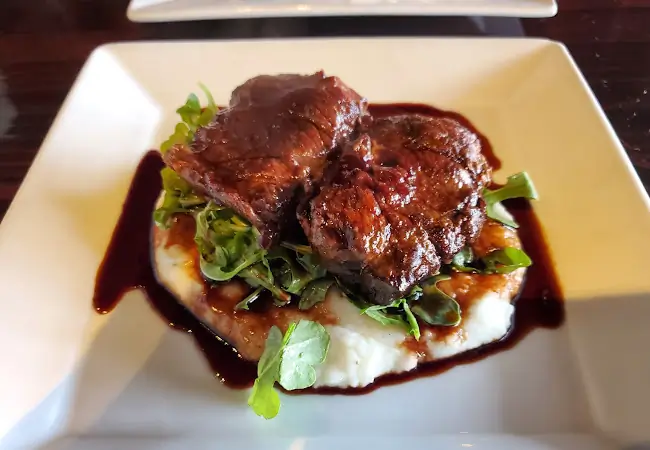 Epulo Bistro